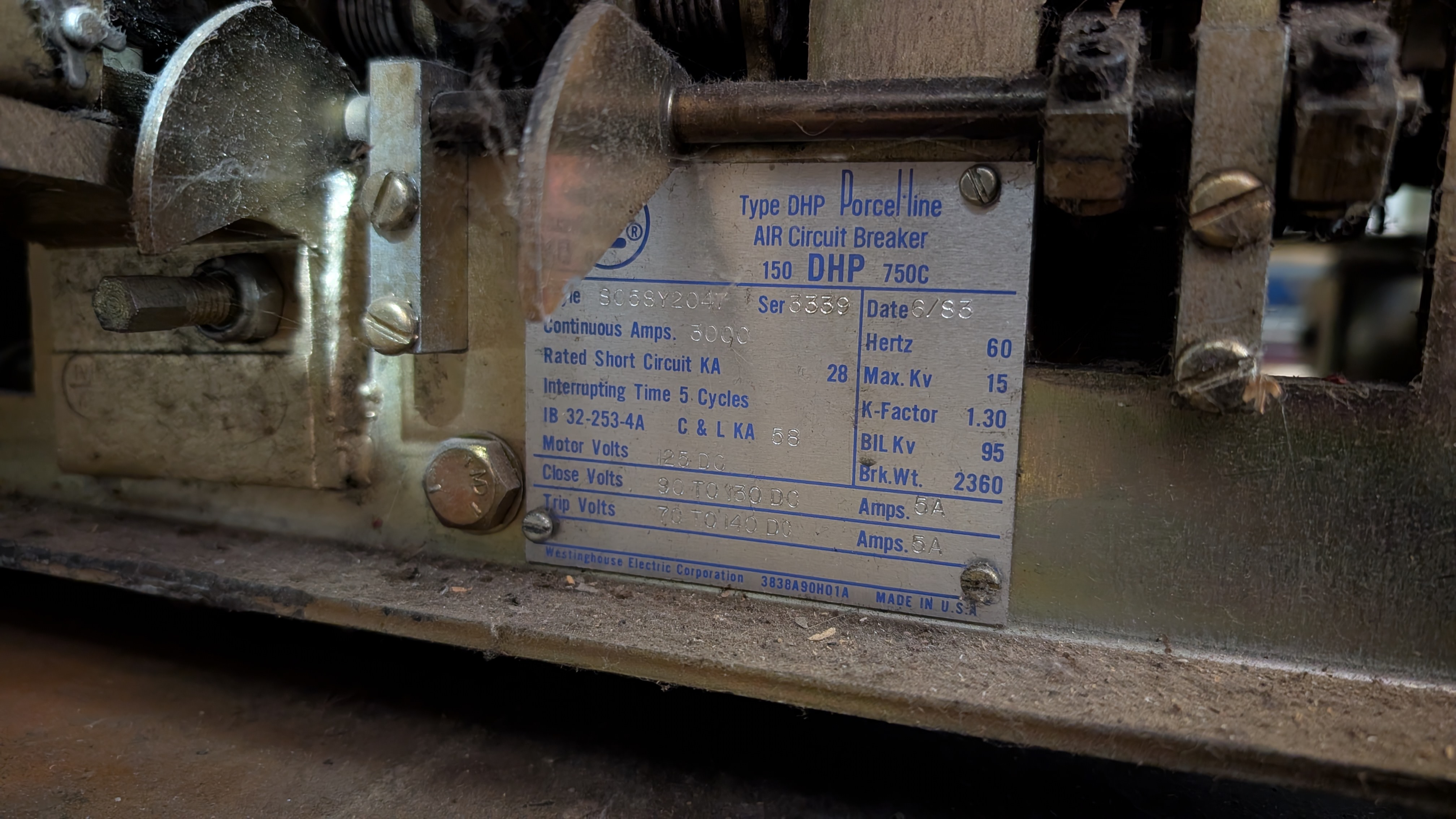 150-DHP-750C air circuit breaker 3000A 125DC, photo 2 of 7