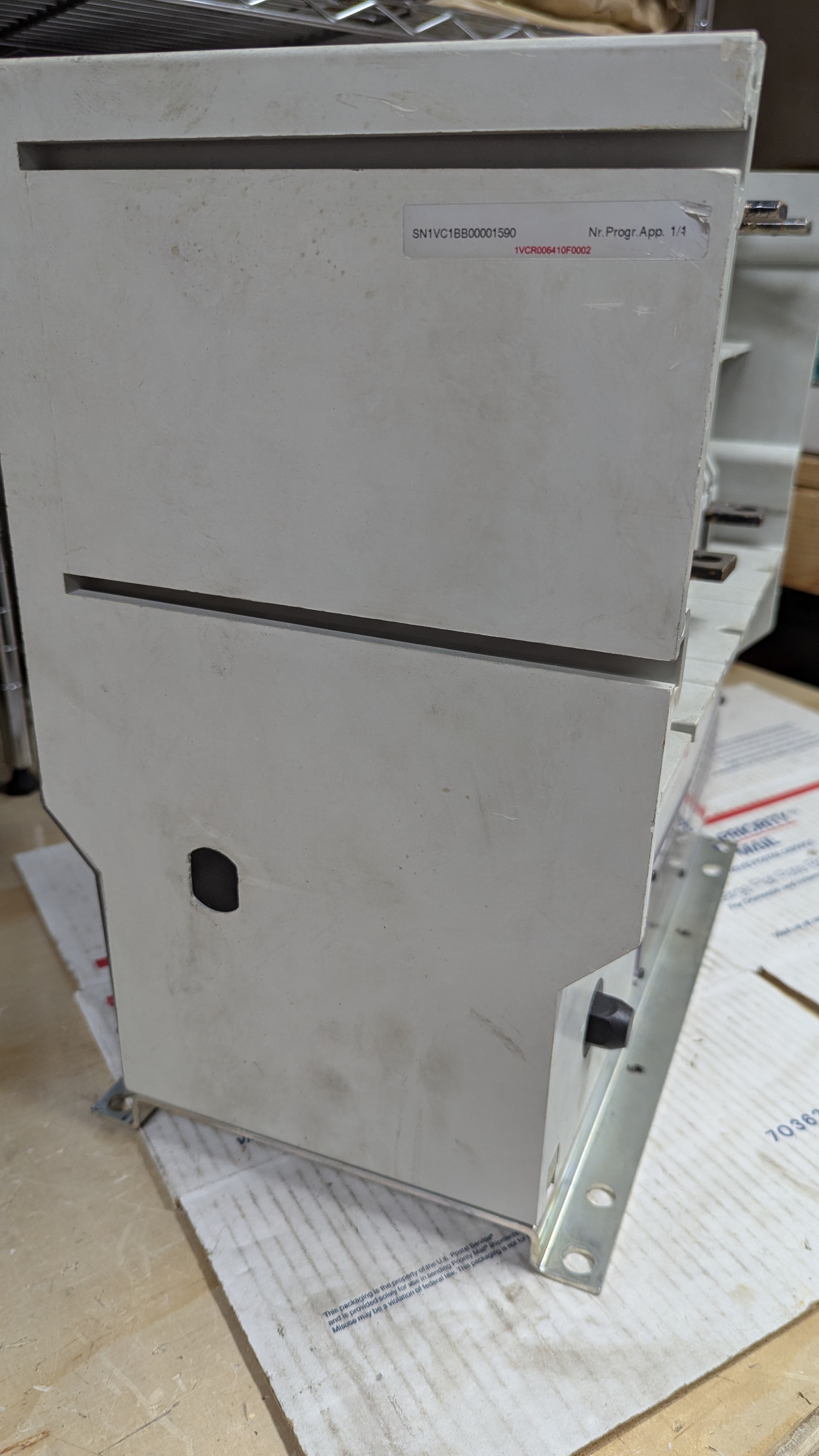 medium voltage vacuum contactor, photo 10 of 12